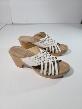 CL By Laundry Astir Heeled Sandal Size 8.5  39